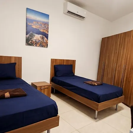 Διαμέρισμα Spacious And Cozzy Flat- Ac's In The Bedrooms C2 *